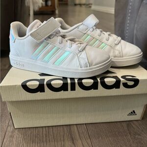 Kids Adidas Grand Court 2.0 EL K Color White Size 13K